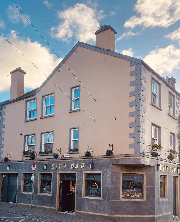 3 Bedroom Luxury Apartment Main Street Cashel  Extérieur photo