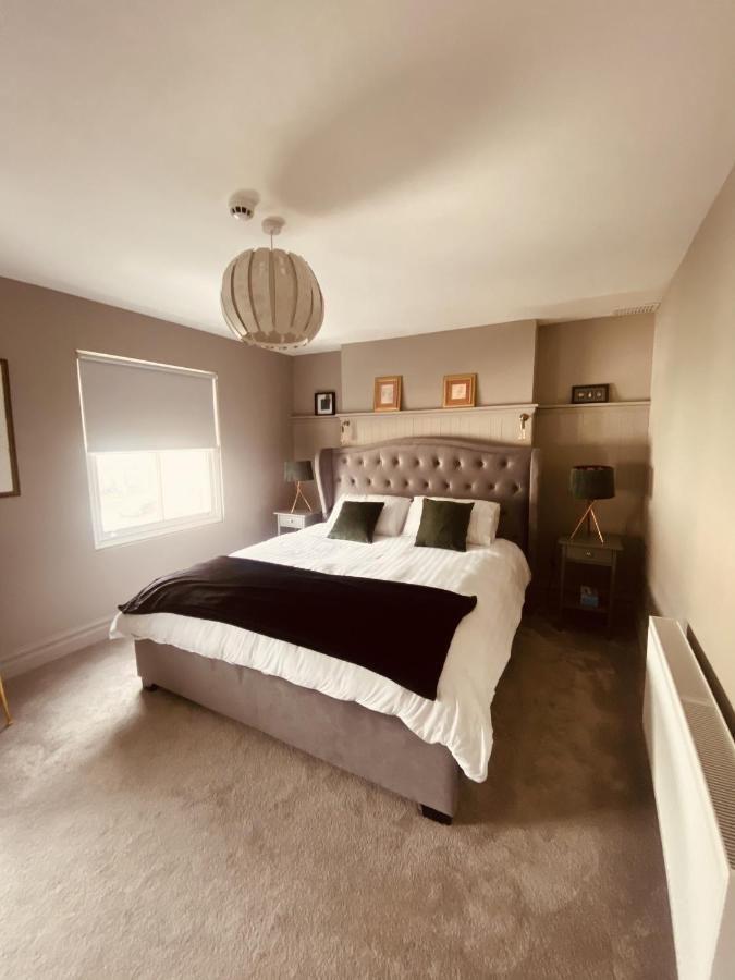 3 Bedroom Luxury Apartment Main Street Cashel  Extérieur photo