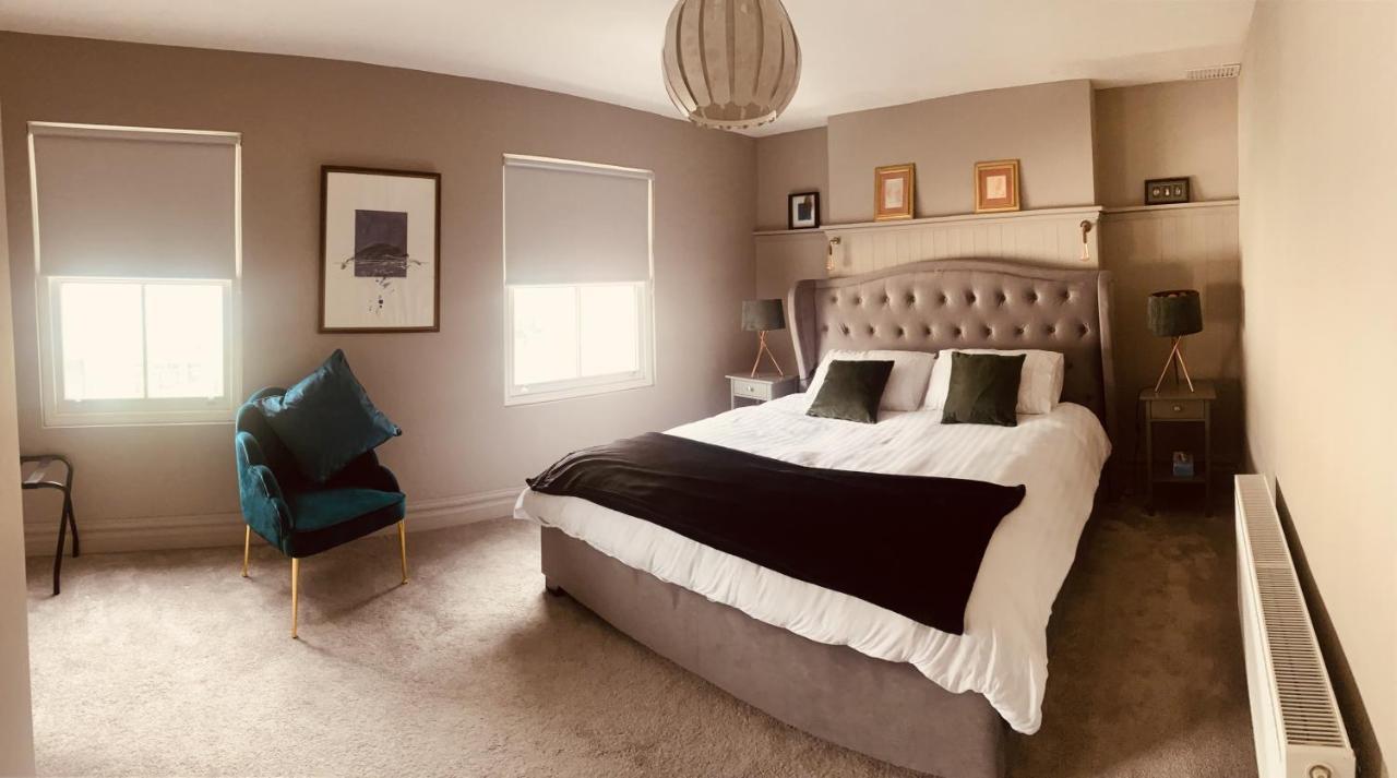 3 Bedroom Luxury Apartment Main Street Cashel  Extérieur photo