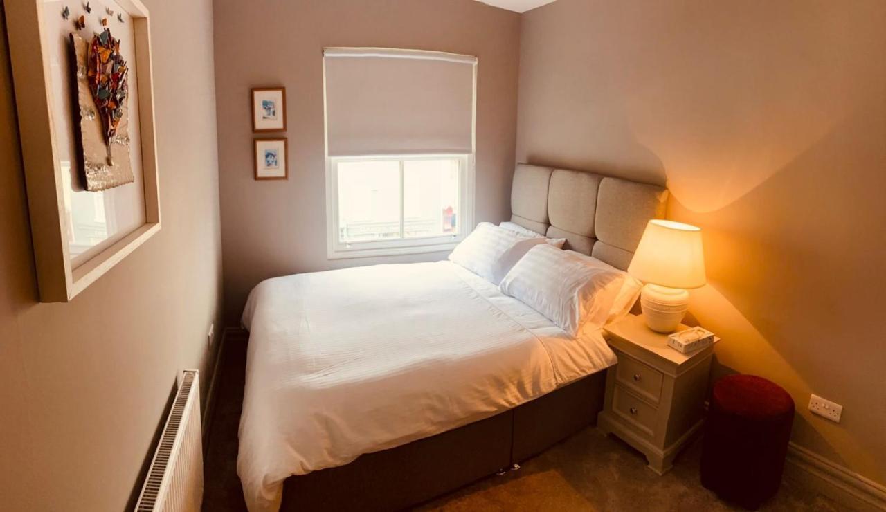 3 Bedroom Luxury Apartment Main Street Cashel  Extérieur photo