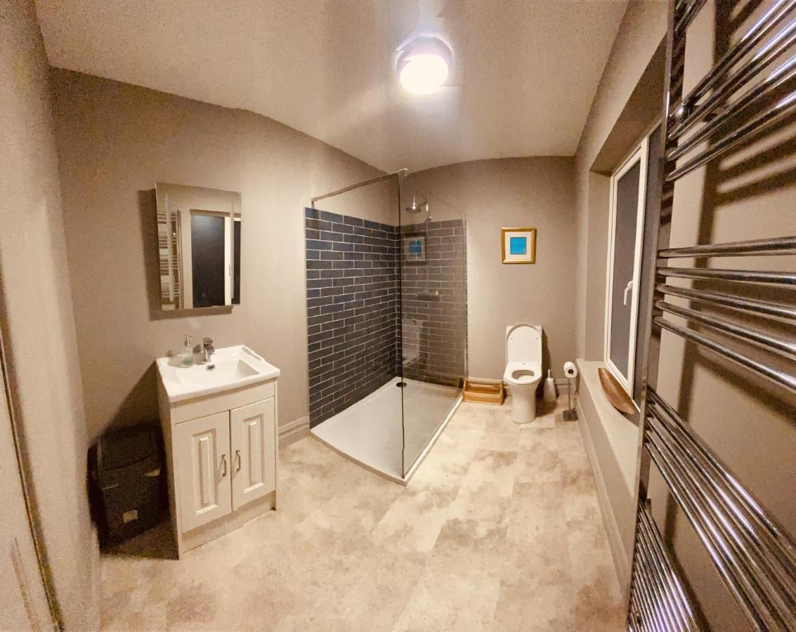 3 Bedroom Luxury Apartment Main Street Cashel  Extérieur photo