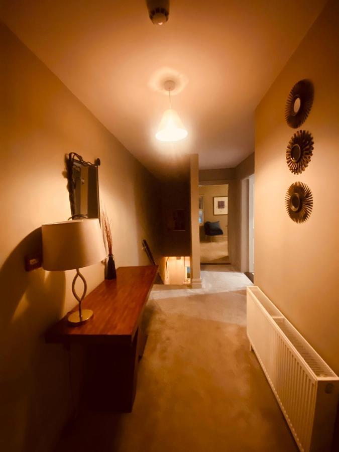 3 Bedroom Luxury Apartment Main Street Cashel  Extérieur photo