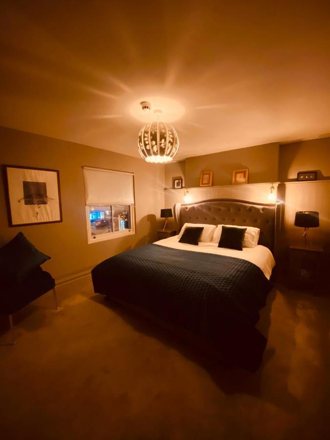 3 Bedroom Luxury Apartment Main Street Cashel  Extérieur photo