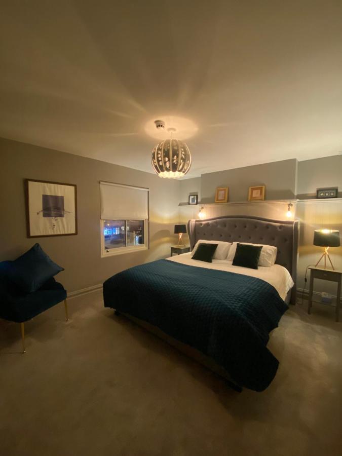 3 Bedroom Luxury Apartment Main Street Cashel  Extérieur photo